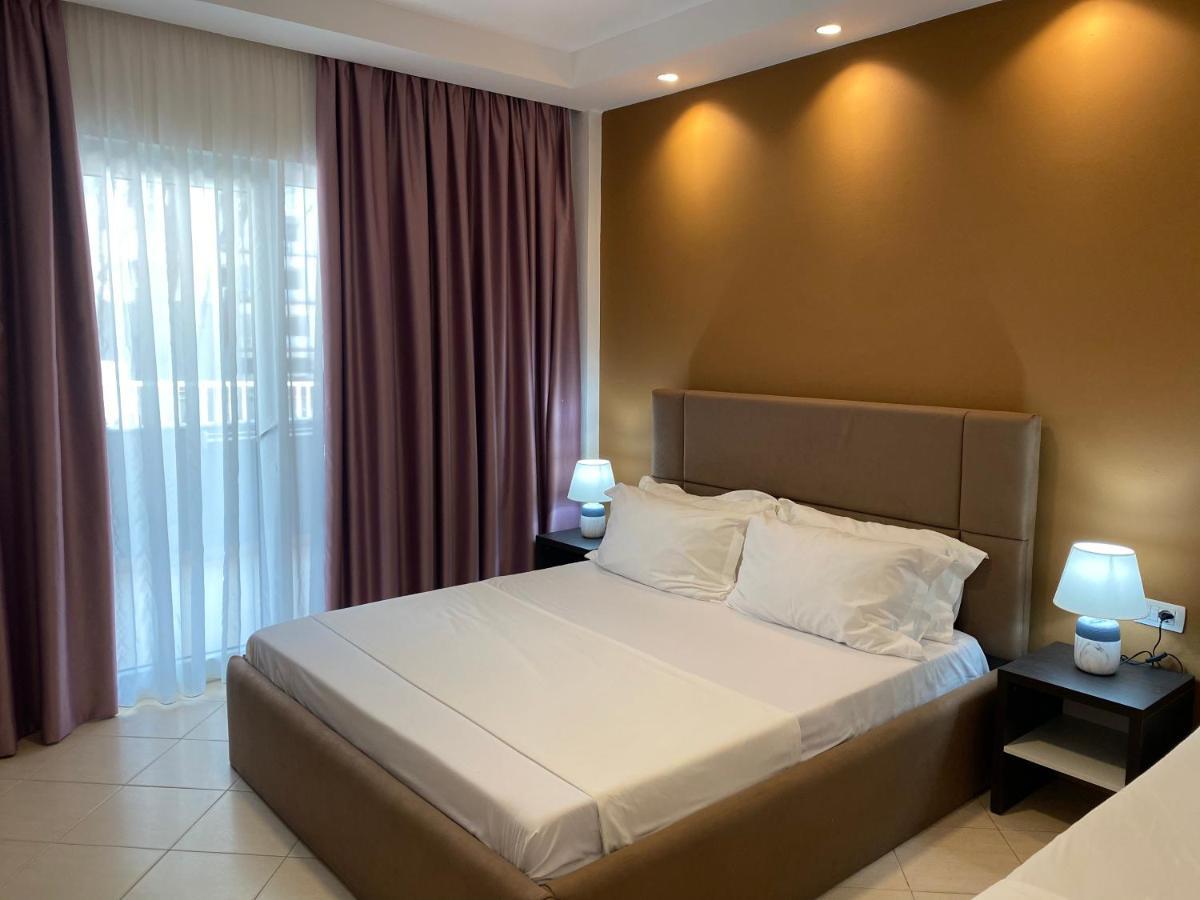 Atrium Deluxe Resort Golem  Bagian luar foto