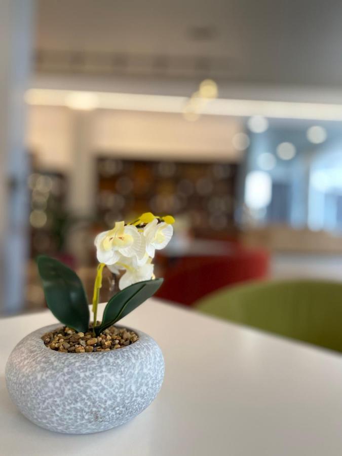 Atrium Deluxe Resort Golem  Bagian luar foto