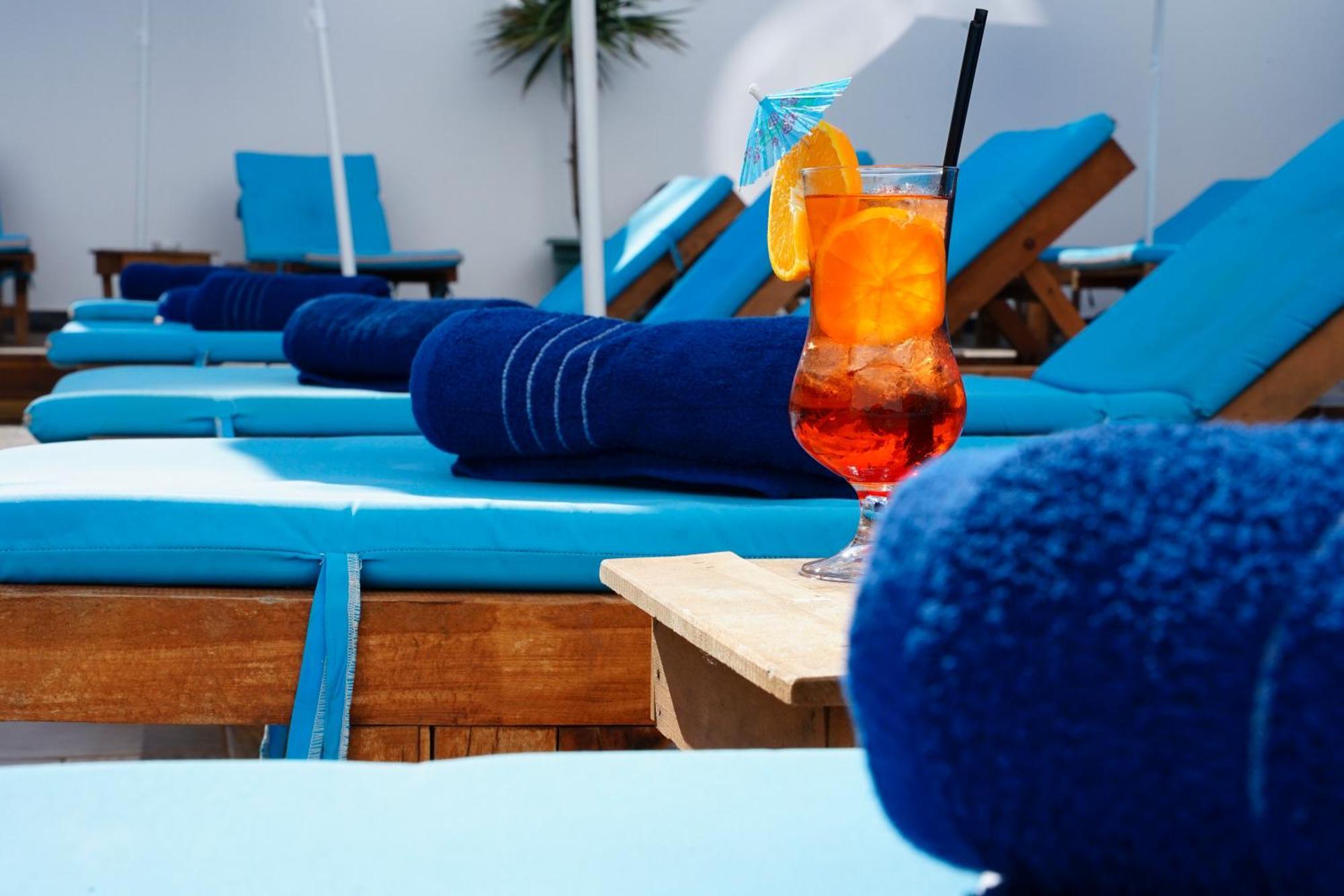 Atrium Deluxe Resort Golem  Bagian luar foto