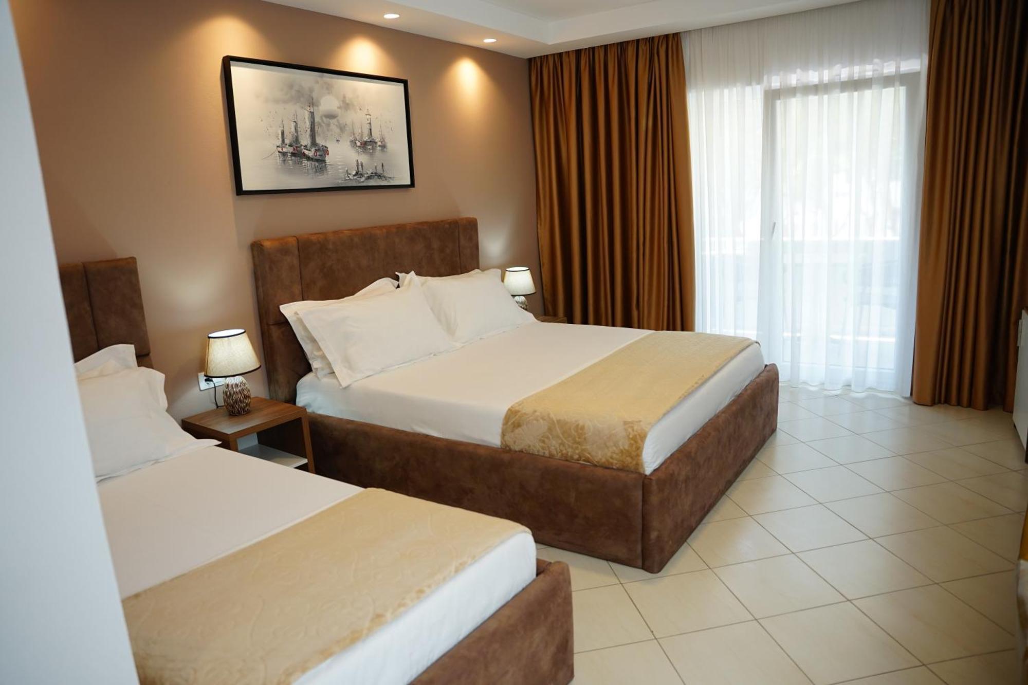 Atrium Deluxe Resort Golem  Bagian luar foto