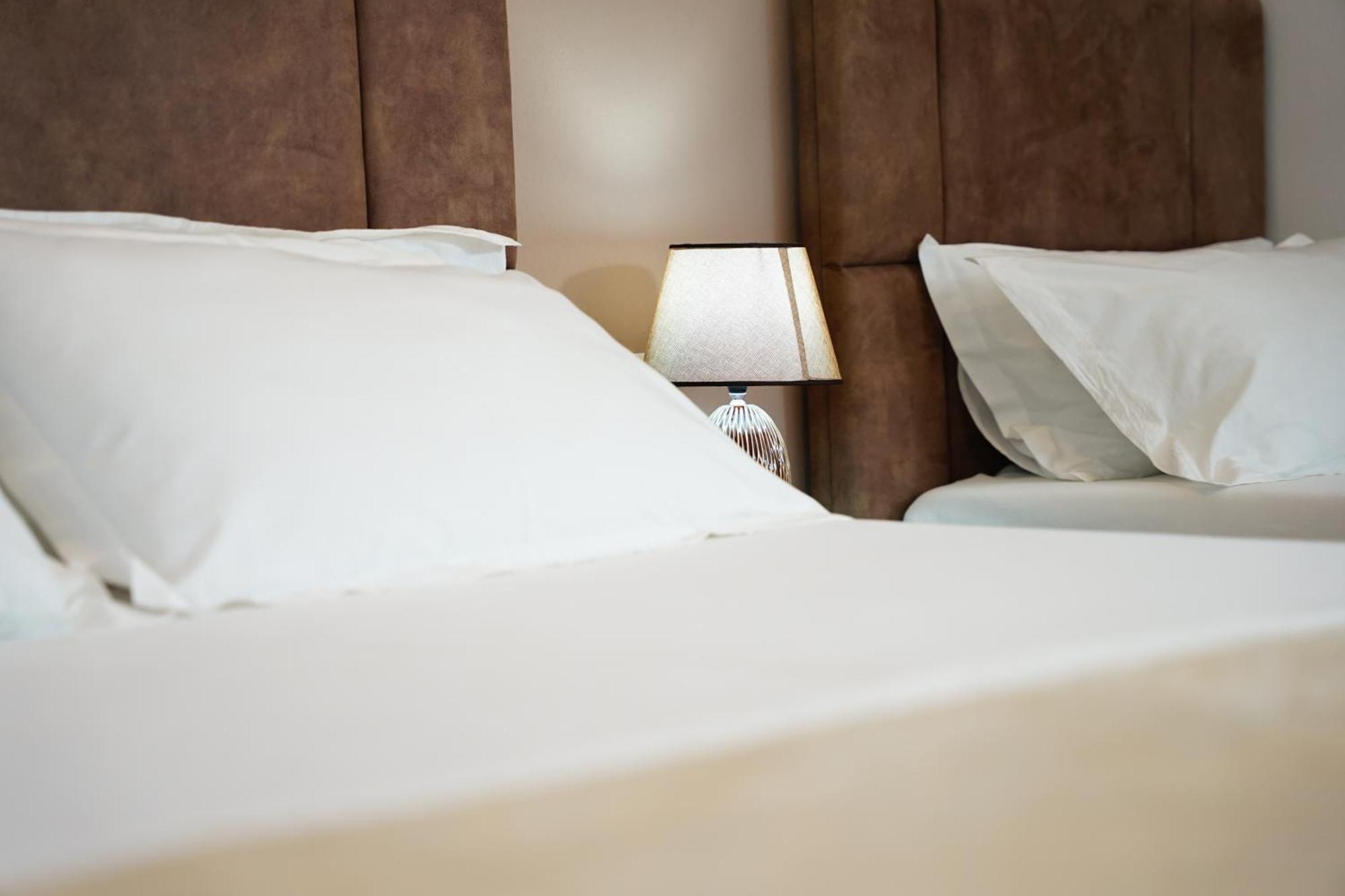 Atrium Deluxe Resort Golem  Bagian luar foto